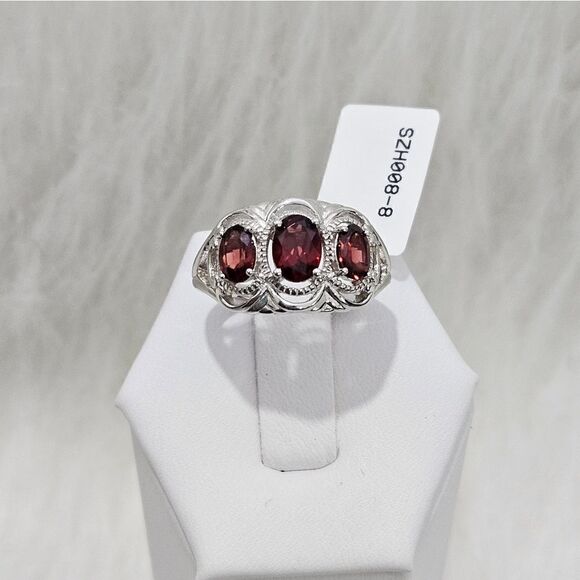 NWT, Garnet, 3 stone ring in Sterling. - Picture 1 of 4